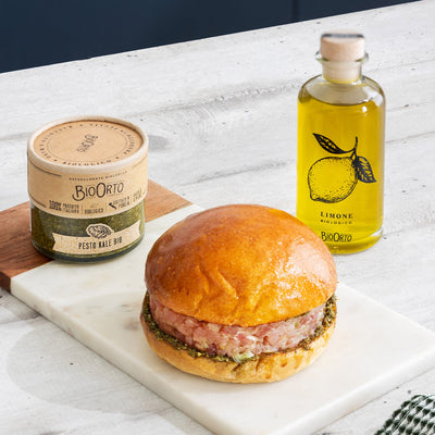 Tuna Burger With Organic Lemon Flavoured Oil and Kale Pesto